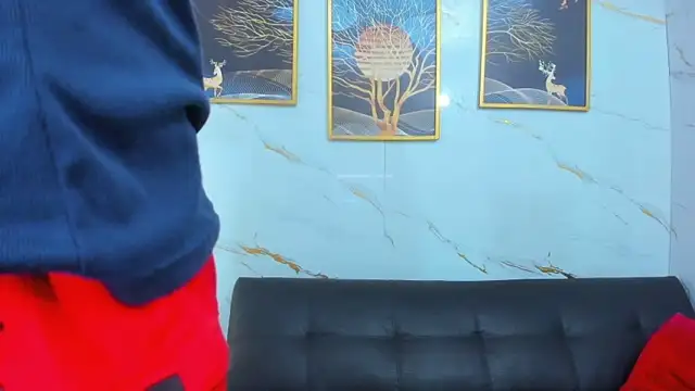 Snapshot of Little_nicoll chatting on 04-15-26, 10:32 Little nicoll online show from 04-15-26, 10:32