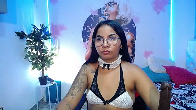 Snapshot of valery_carter19 chatting on 10-15-25, 03:17 valery carter19 online show from 10-15-25, 03:17