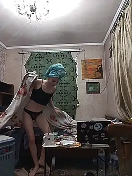 Lady Elsa Snow online show from 11-28-25, 02:09