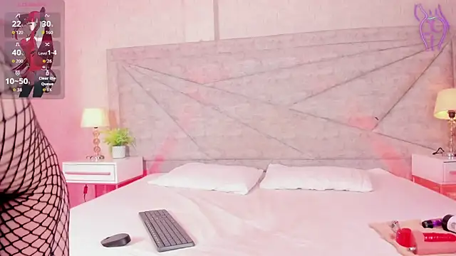 VianyLove   online show from 10-13-25, 08:31