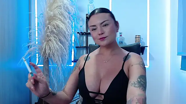 Emily Sage online show from 11-26-25, 07:37