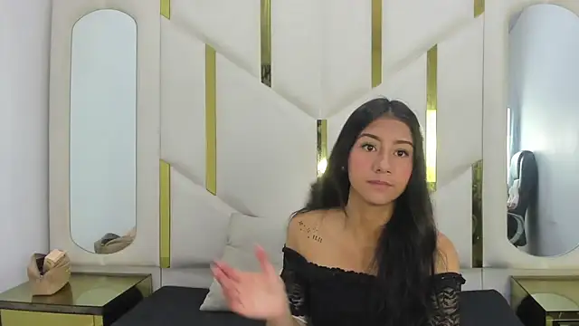 Mia clark18 online show from 11-30-25, 04:22