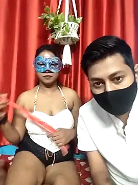 Snapshot of hornycouple654 chatting on 10-09-25, 06:50 hornycouple654 online show from 10-09-25, 06:50