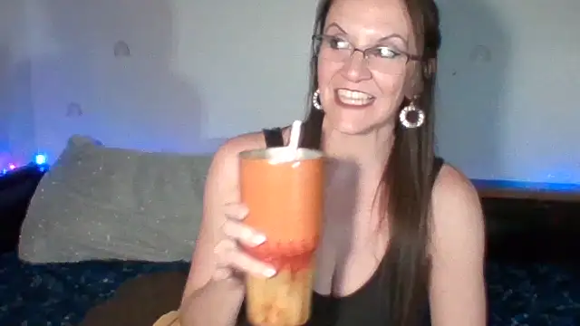 easy briezy online show from 01-13-26, 02:28