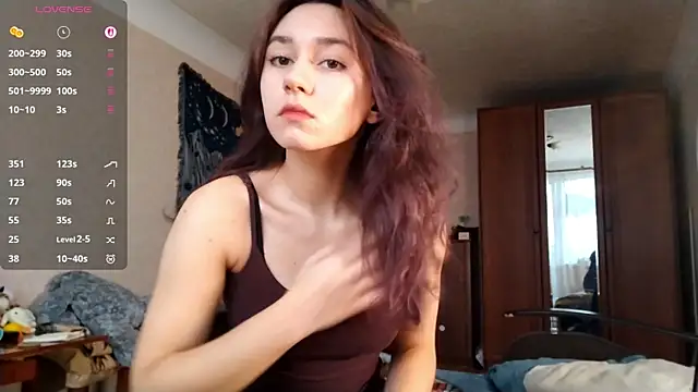 Snapshot of MiaLovelyOne chatting on 11-14-25, 10:14 MiaLovelyOne online show from 11-14-25, 10:14