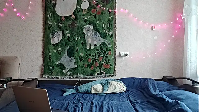 MiaLovelyOne online show from 03-19-26, 07:56