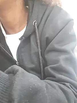 Mahi677 online show from 12-20-25, 03:46