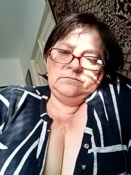 Snapshot of MilaCold5443 chatting on 04-01-26, 01:52 MilaCold5443 online show from 04-01-26, 01:52