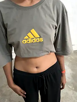 Snapshot of Rani_hot2 chatting on 10-31-25, 07:31 Rani hot2 online show from 10-31-25, 07:31