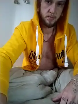 Snapshot of Nimmersatt93 chatting on 11-19-25, 10:48 Nimmersatt93 online show from 11-19-25, 10:48