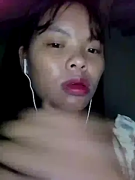 Snapshot of hello-cute chatting on 10-16-25, 03:35 hello-cute online show from 10-16-25, 03:35