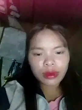 Snapshot of hello-cute chatting on 10-18-25, 01:45 hello-cute online show from 10-18-25, 01:45