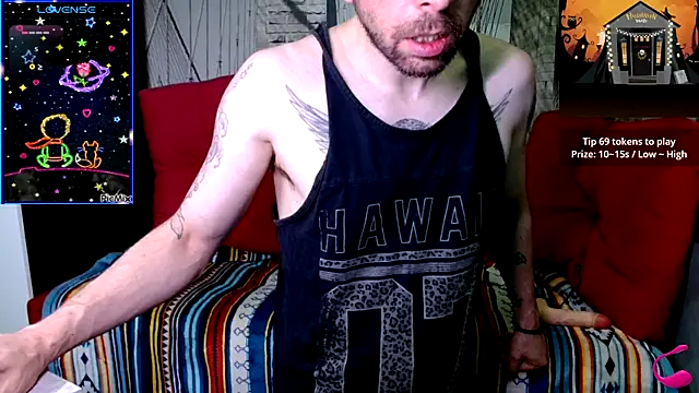 Snapshot of Markus_Rivas chatting on 10-15-25, 07:03 Markus Rivas online show from 10-15-25, 07:03