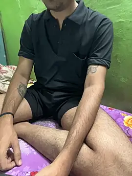 foxythebold online show from 10-13-25, 05:24