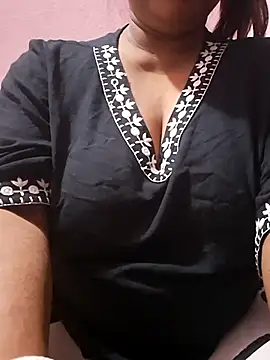 Snapshot of janu-janvi chatting on 11-09-25, 02:37 janu-janvi online show from 11-09-25, 02:37