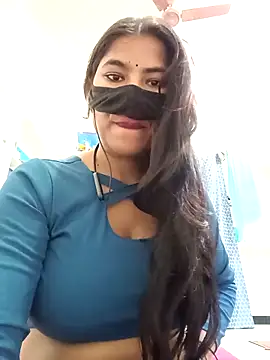 Hot radhaji online show from 02-11-26, 04:17