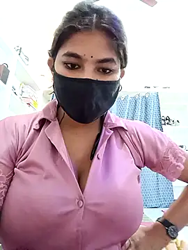 Hot radhaji online show from 04-14-26, 04:02