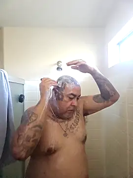 Snapshot of B1GLO chatting on 02-09-26, 04:44 B1GLO online show from 02-09-26, 04:44