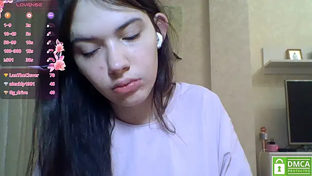 Snapshot of CeyaLier chatting on 06-30-26, 10:33 CeyaLier online show from 06-30-26, 10:33