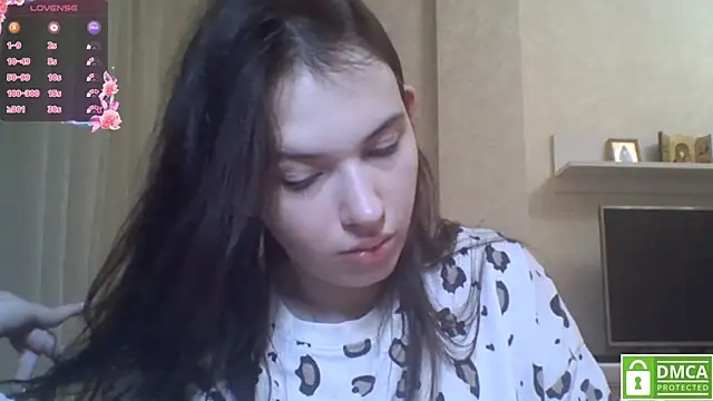 Snapshot of CeyaLier chatting on 07-24-26, 08:29 CeyaLier online show from 07-24-26, 08:29