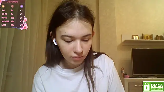 Snapshot of CeyaLier chatting on 07-26-26, 05:31 CeyaLier online show from 07-26-26, 05:31
