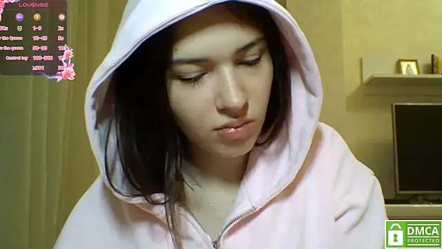 Snapshot of CeyaLier chatting on 07-27-26, 05:31 CeyaLier online show from 07-27-26, 05:31