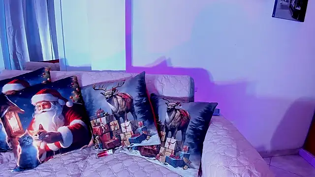 Jenn W online show from 11-21-25, 12:15