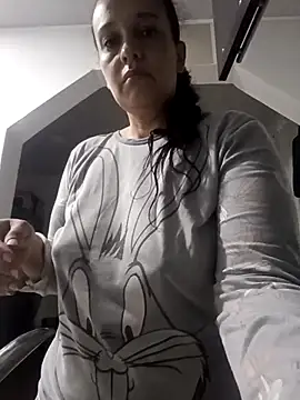 FiorellaDuboi online show from 11-19-25, 09:53