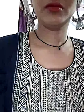 Janu-hasena online show from 11-18-25, 01:44