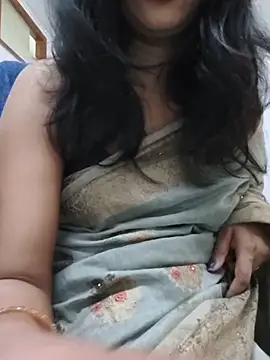 Snapshot of Janu-hasena chatting on 06-10-26, 05:07 Janu-hasena online show from 06-10-26, 05:07