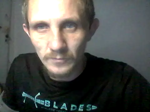 Snapshot of Twolatte chatting on 11-28-25, 08:55 Twolatte online show from 11-28-25, 08:55