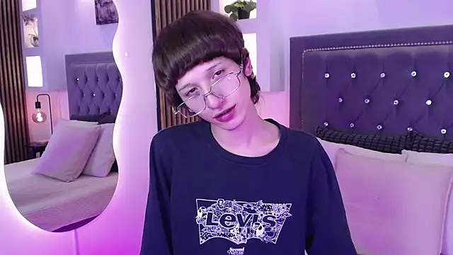 Snapshot of Emo_Boy_ chatting on 04-30-26, 08:57 Emo Boy online show from 04-30-26, 08:57