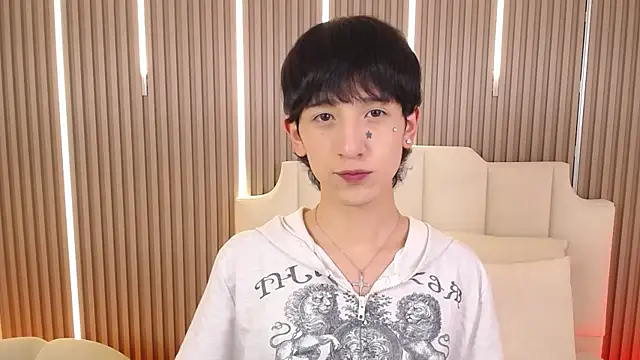 Snapshot of Emo_Boy_ chatting on 06-16-26, 08:33 Emo Boy online show from 06-16-26, 08:33