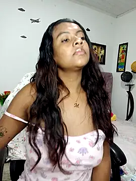 vannesitha25 online show from 01-07-26, 09:28