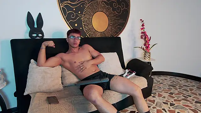 Snapshot of Stefano_Calle chatting on 10-25-25, 12:13 Stefano Calle online show from 10-25-25, 12:13