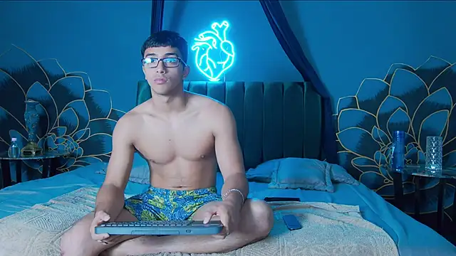 Snapshot of Stefano_Calle chatting on 11-04-25, 12:26 Stefano Calle online show from 11-04-25, 12:26