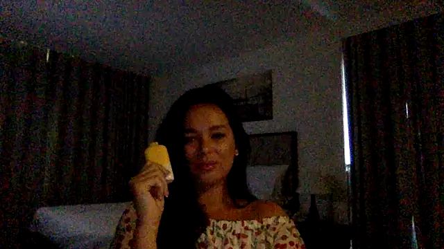 Snapshot of Fayronna chatting on 02-08-26, 09:45 Fayronna online show from 02-08-26, 09:45