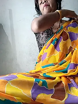 Sexy Riya Bhabhi online show from 10-19-25, 08:53