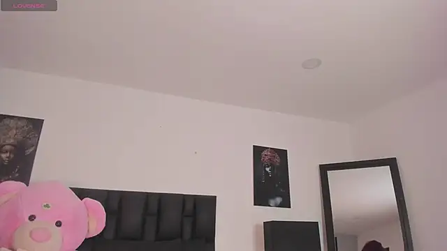 SaradaParker online show from 04-01-26, 04:37