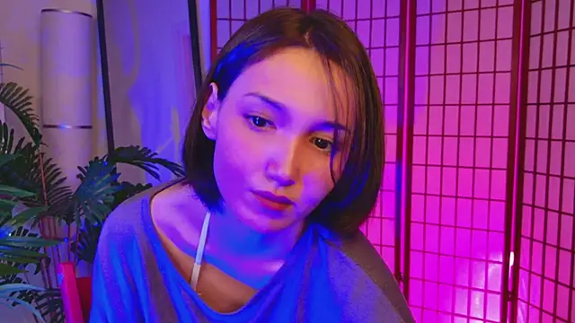 Snapshot of GentleMusee chatting on 10-31-25, 10:55 GentleMusee online show from 10-31-25, 10:55