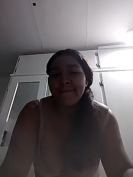 Snapshot of EliehtIsabellx chatting on 10-10-25, 03:00 EliehtIsabellx online show from 10-10-25, 03:00