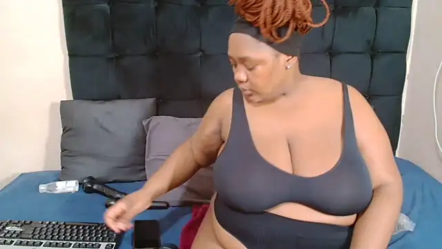 CaramelBootty online show from 03-25-26, 05:08