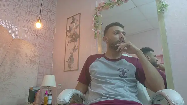 onlymen2025 online show from 10-23-25, 04:06