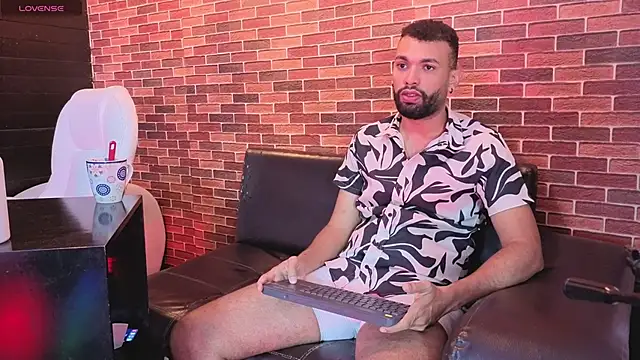 onlymen2025 online show from 11-11-25, 07:58