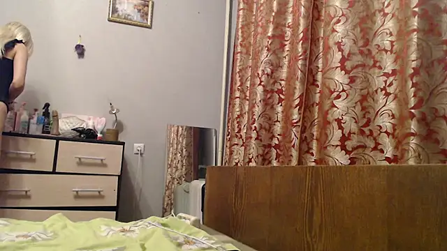 maybe doll online show from 11-09-25, 02:15