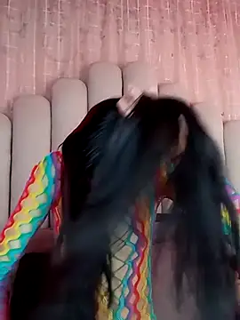 Snapshot of SweetRenata_ chatting on 12-04-25, 11:41 SweetRenata online show from 12-04-25, 11:41