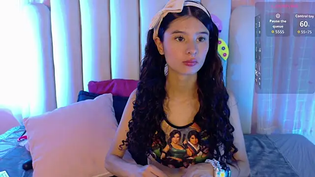 SweetRenata  online show from 07-02-26, 01:17