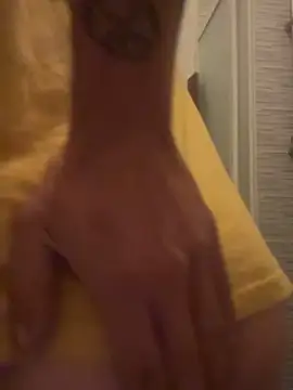 Snapshot of Theanimals chatting on 10-20-25, 12:00 Theanimals online show from 10-20-25, 12:00