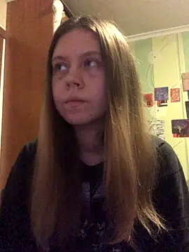 LunaVirelle online show from 10-13-25, 06:19