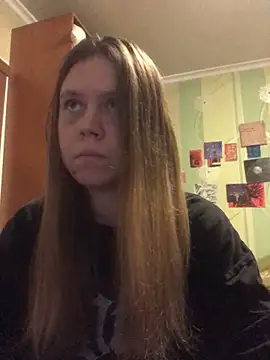 LunaVirelle online show from 11-25-25, 07:58